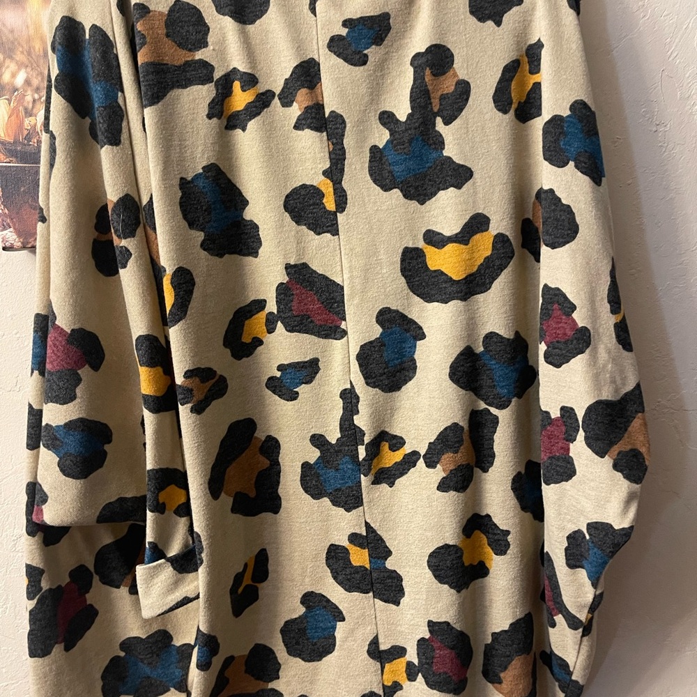 Chic Leopard Print Cardigan - Multicolor - Picture 2 of 2